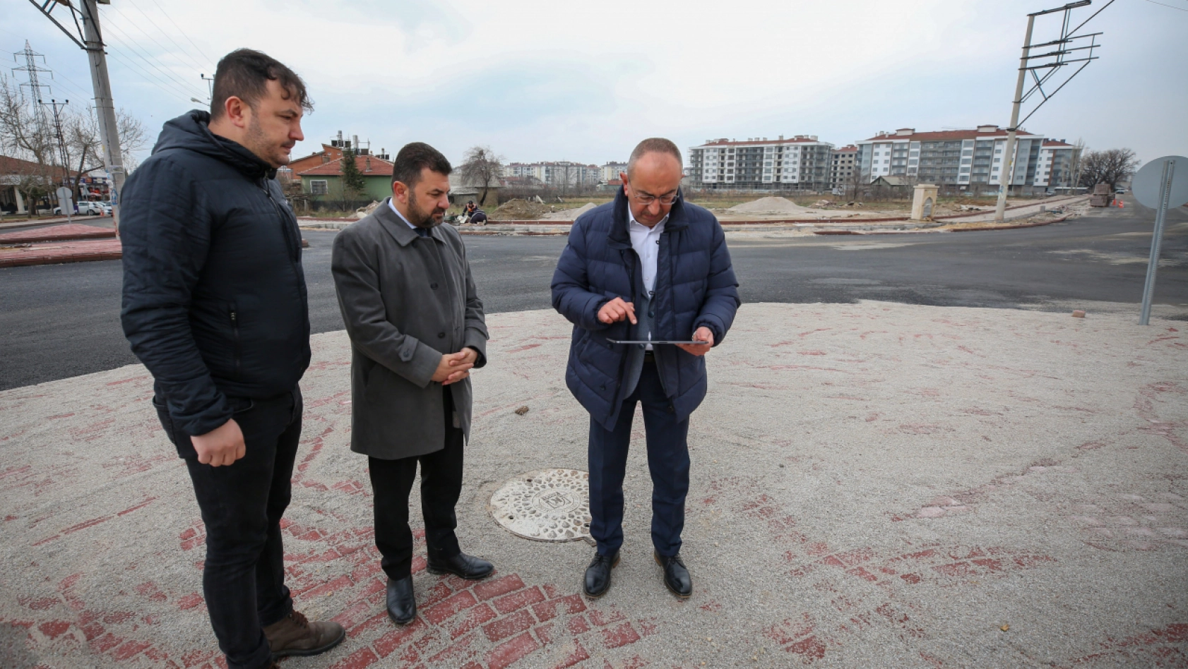 Başkan Mustafa Kavuş cadde ve altgeçit çalışmalarını inceledi