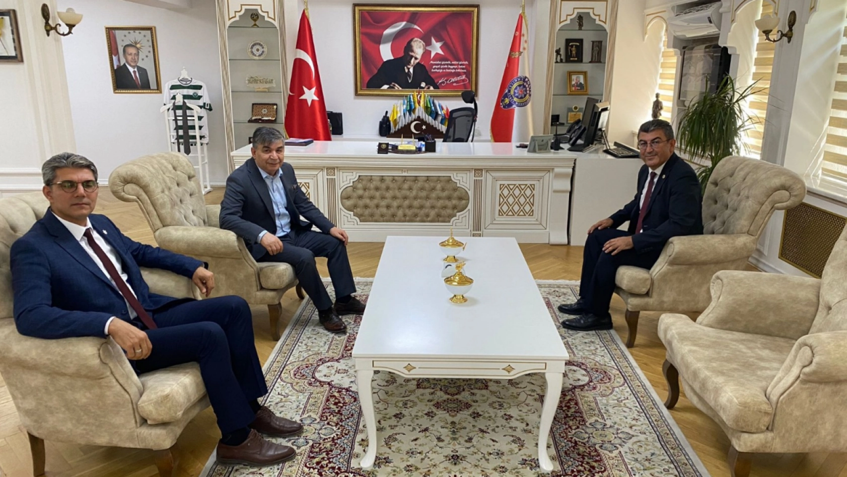 Hasan Ekici'den Vali Özkan ve Siyasi Parti İl Başkanlarına Ziyaret