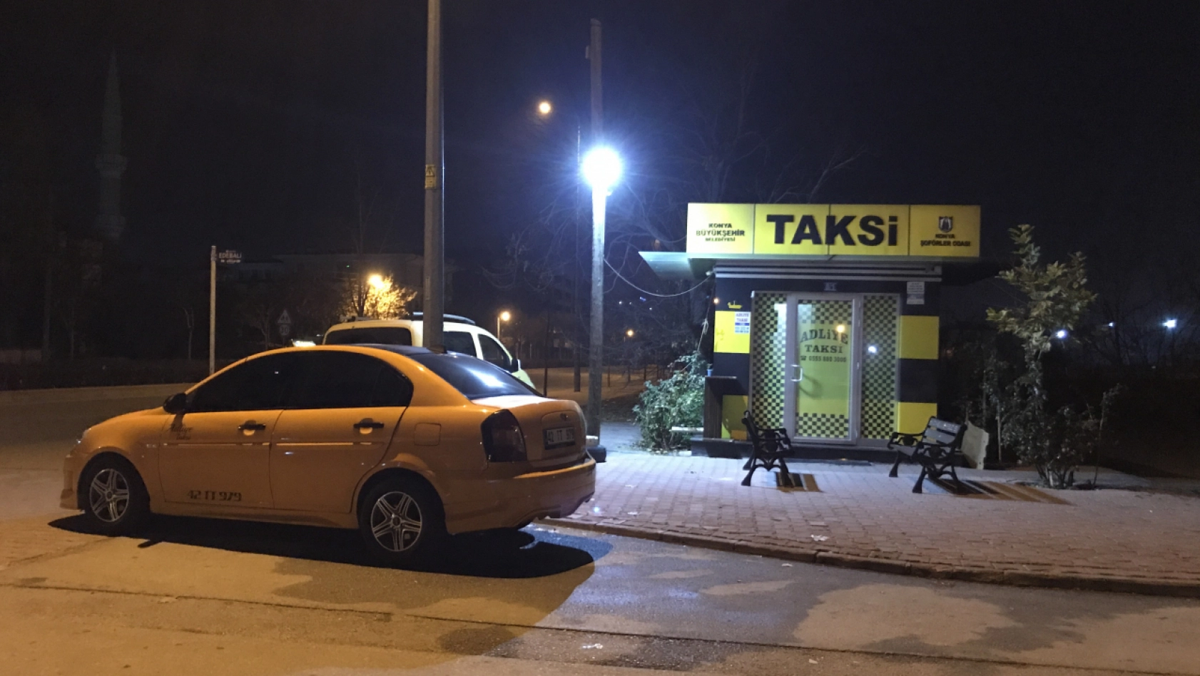 Konya'da 5 kişi taksicilere saldırdı!