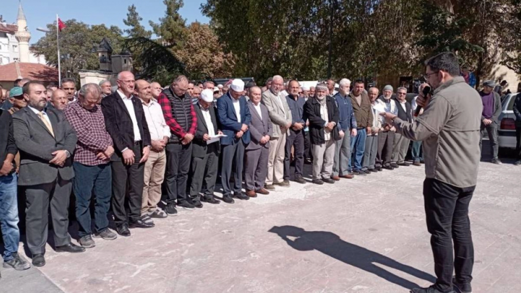 Konya ve çevre illerden Filistin'e gıyabi cenaze namazıyla destek