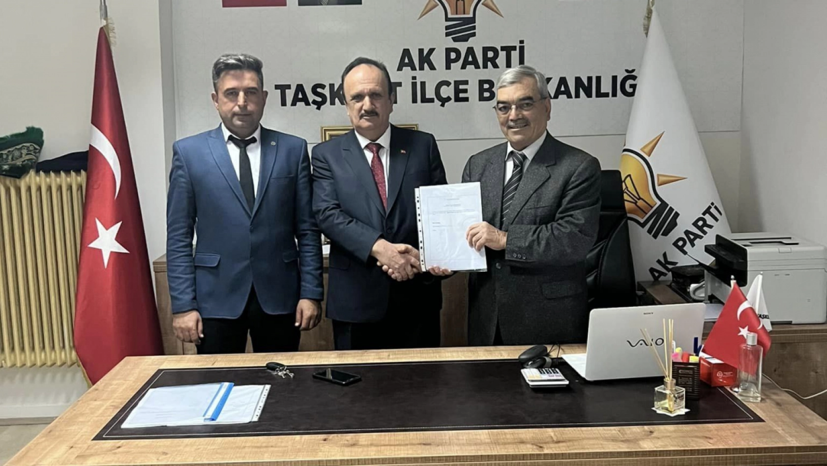 Mehmet Acar AK Parti'den aday adaylığını duyurdu