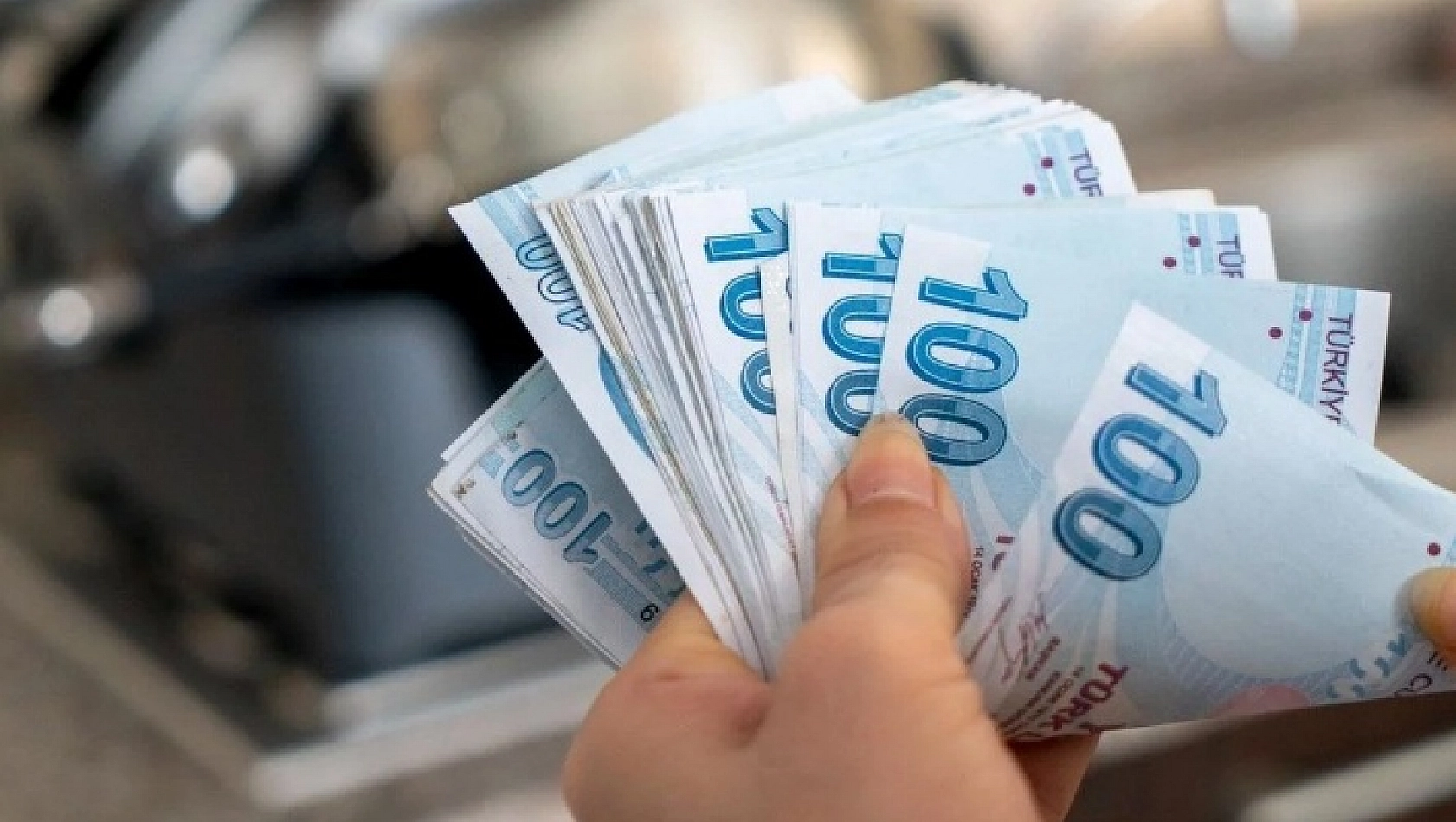 SGK'dan yeni uygulama: Emekli olursam ne kadar maaş alırım?