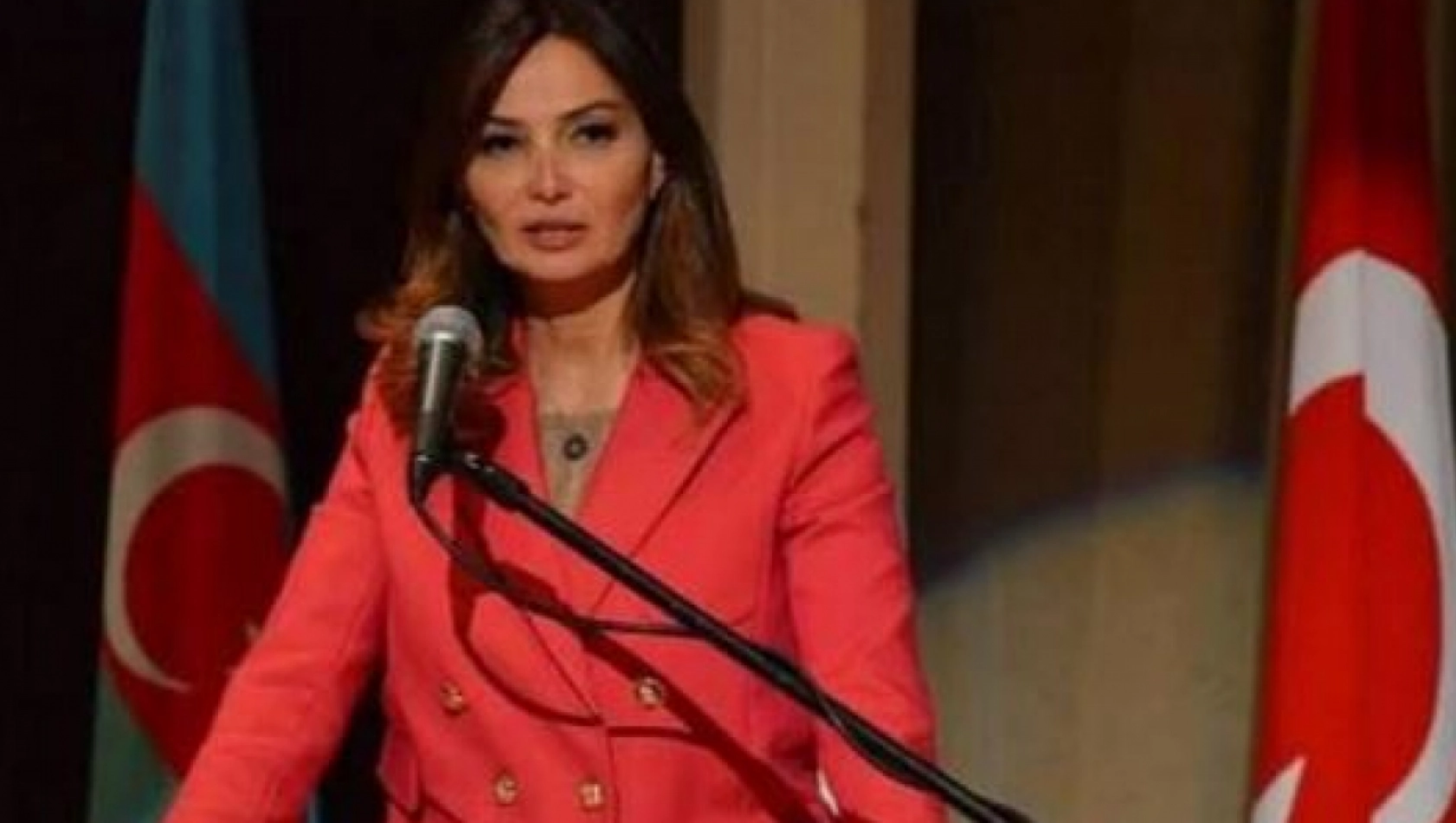 Azerbaycan'ın sevilen milletvekili Ganire Paşayeva hayata veda etti