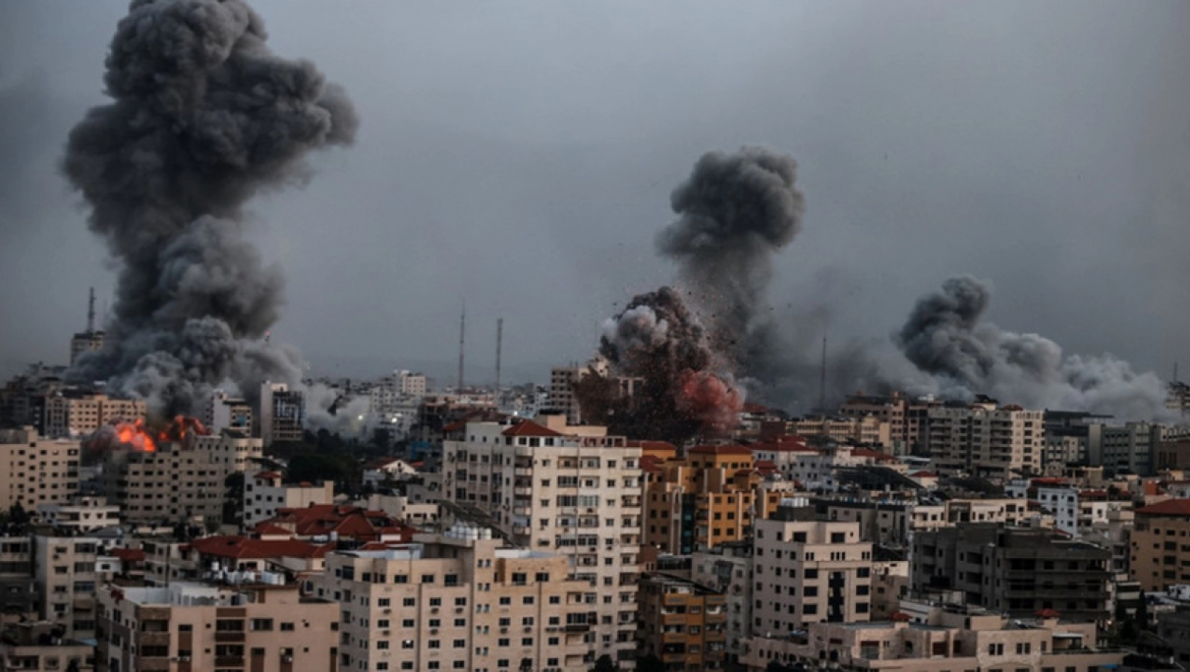 İsrail ve Hamas arasında dört günlük ateşkes ve rehine takası anlaşması