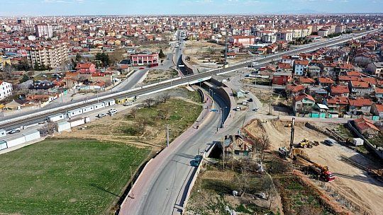 Başkan Mustafa Kavuş cadde ve altgeçit çalışmalarını inceledi