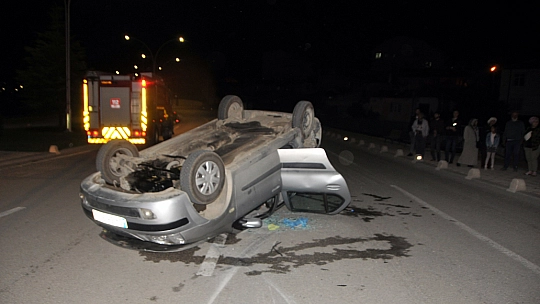 Karaman'da Otomobil Takla Attı, 6 Kişi Yaralandı