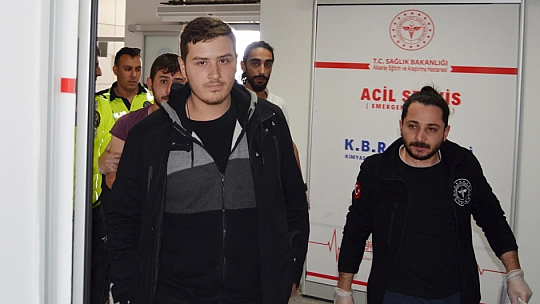 Kargo aracı çalan şahıs 55 km sonra kaza yapınca yakalandı
