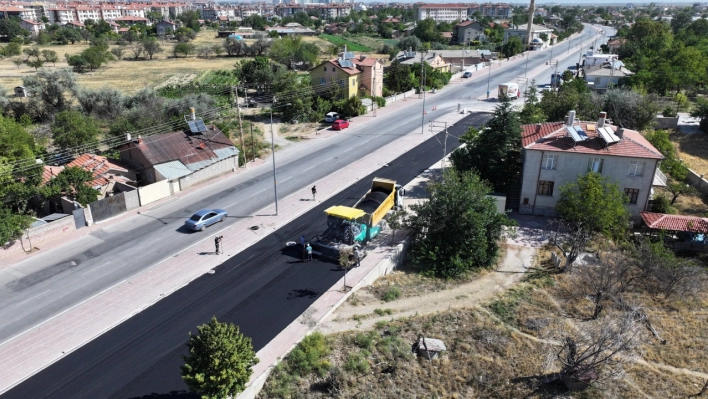 Karatay'ın dört bir yanında asfalt ve altyapı çalışması var