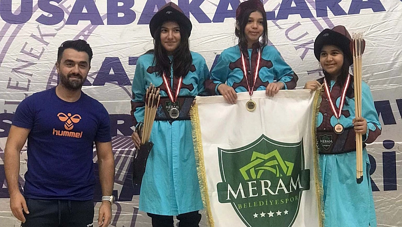 Meramlı minik sporcular başarıya doymuyor