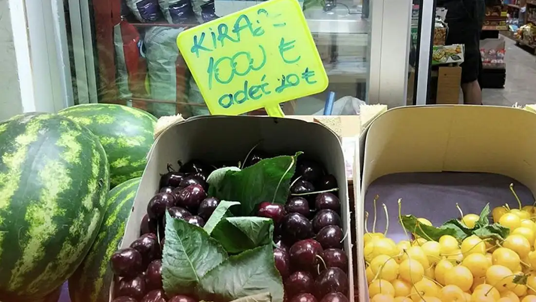 Konya'da Kiraz Fiyatları Rekor Kırdı: Kilosu Bin Liradan Satılıyor