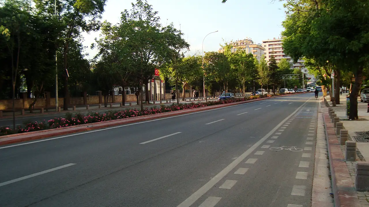 Ankara Caddesi Beşyol İstikameti Trafiğe Kapanıyor!