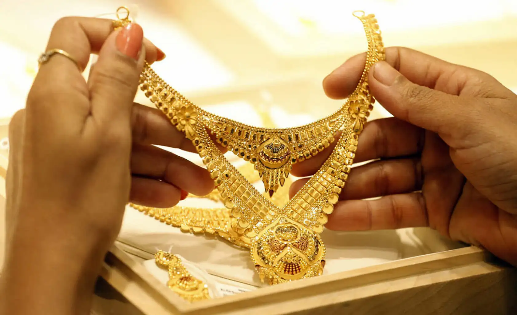 Fed'in faiz indirimi altın piyasasında dalgalanma yarattı! İşte güncel fiyatlar…