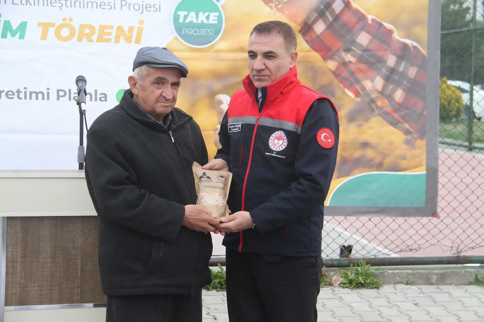 Konya'da çiftçiye 318 tonluk nohut tohumu desteği