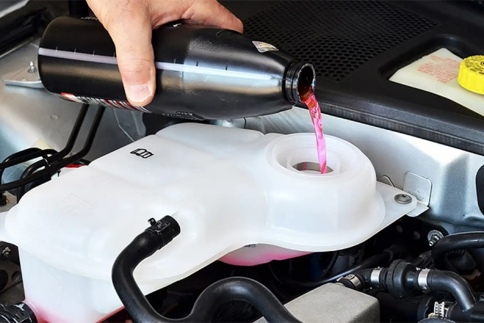 Sürücüler kar yağışlarında hangi önlemleri almalı?