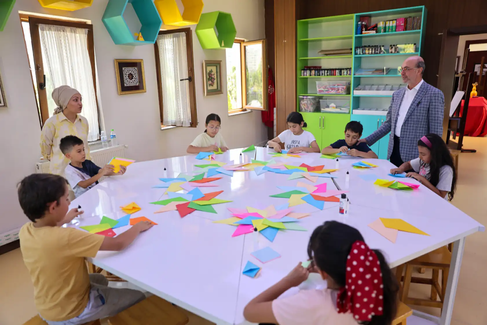 Selçuklu'nun SETAP Atölyeleri Dolup Taşıyor: 510 Öğrenci Yaz Tatilini Gelişimle Geçiriyor