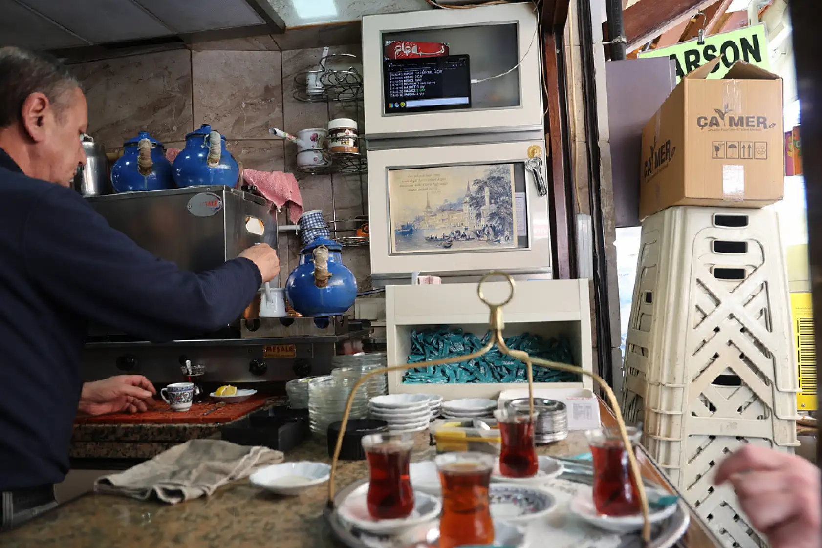 Konya'da Çay Ocağına Dijital Dönüşüm: Siparişler Artık Ekrandan