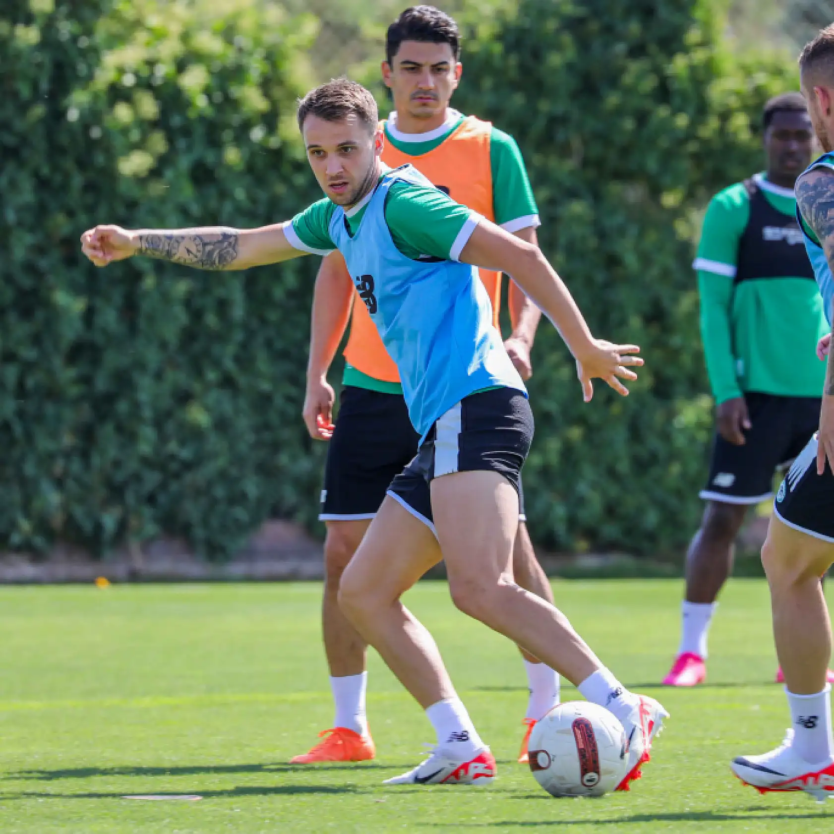 Konyaspor, Beşiktaş maçına ısındı