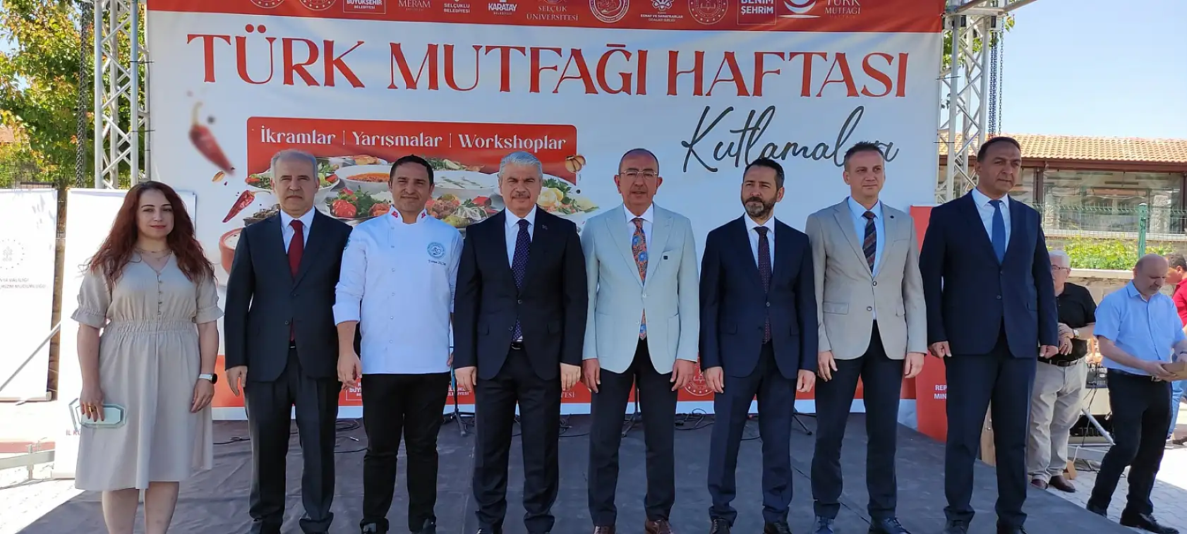 Konya'da Türk Mutfağı Rüzgarı: Geleneksel Tatlar Meram'da Tanıtıldı