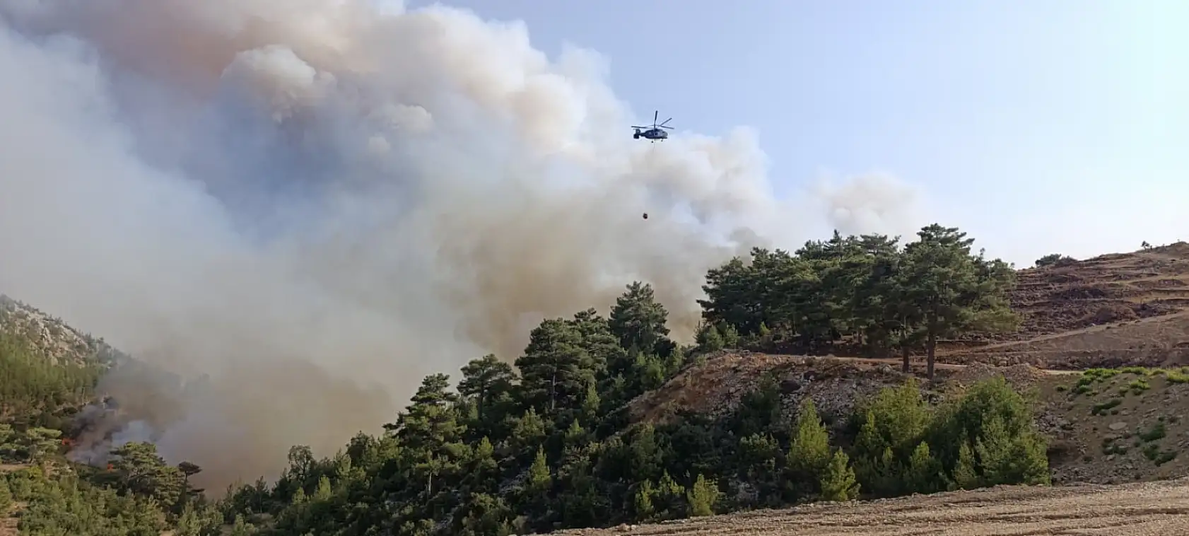 Mersin'deki Dev Orman Yangınına Konya'dan Takviye Ekipler Gönderildi! Mahalleler Boşaltılıyor