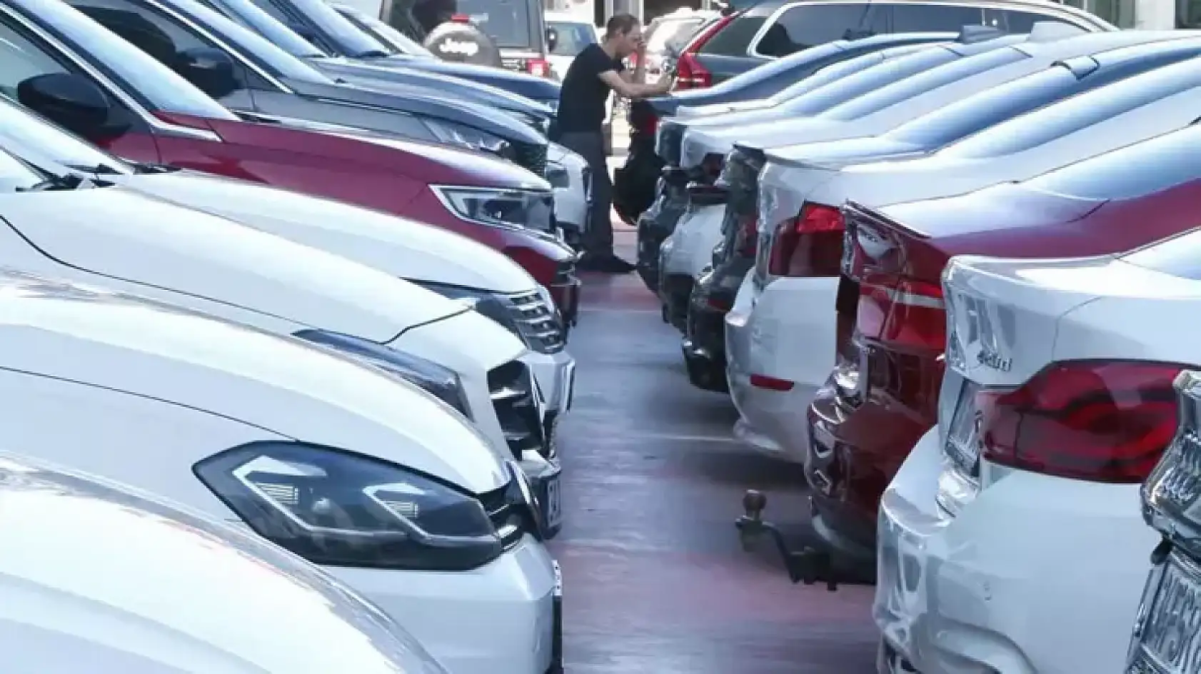 İlk sıradaki modele şaşıracaksınız! Türkiye'nin en çok kullanılan otomobilleri açıklandı!