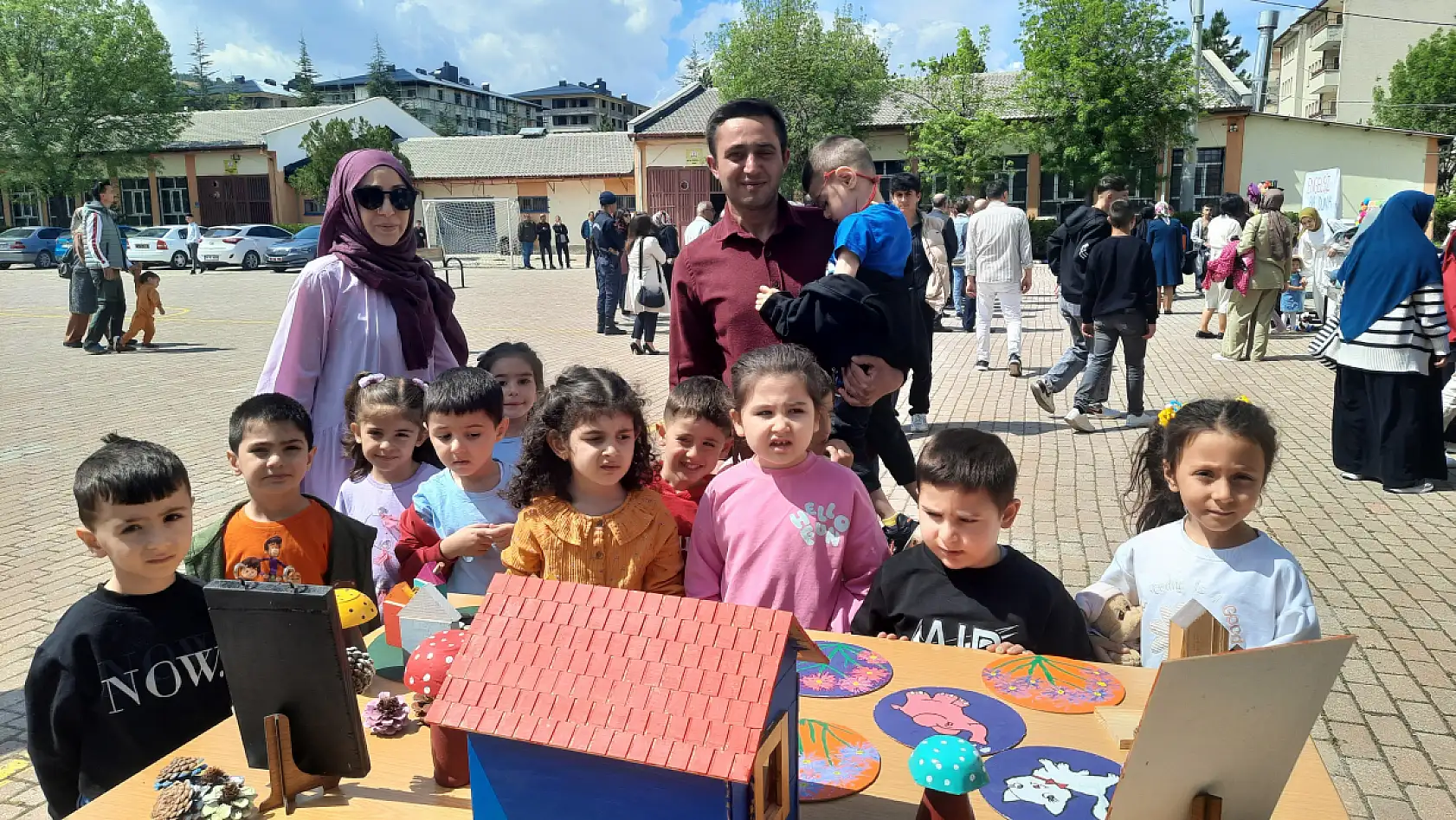 Bozkır'da Engelliler Haftası'nda Anlamlı Sergi ve Gösteri