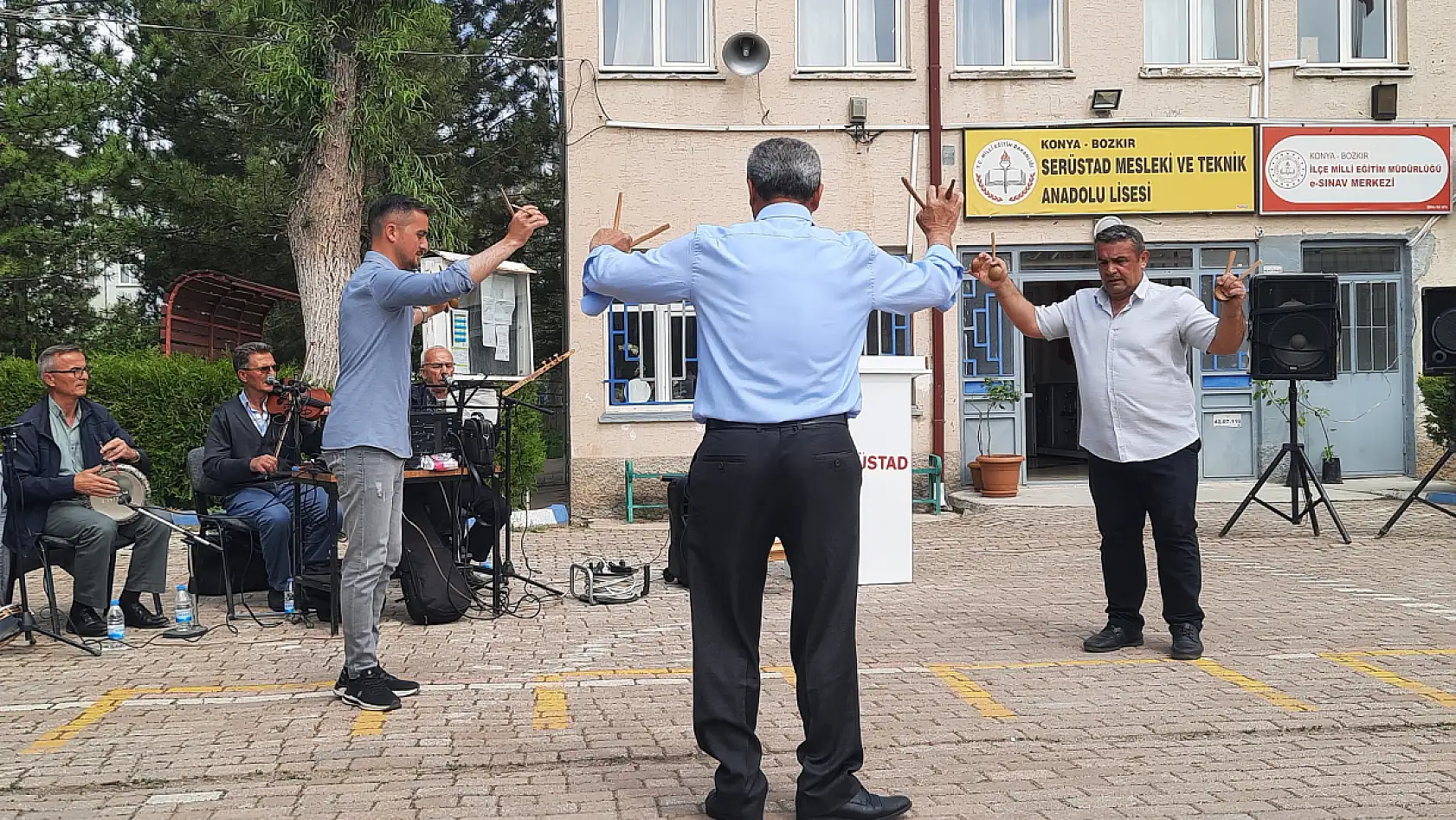 Bozkır'da Engelliler Haftası'nda Anlamlı Sergi ve Gösteri