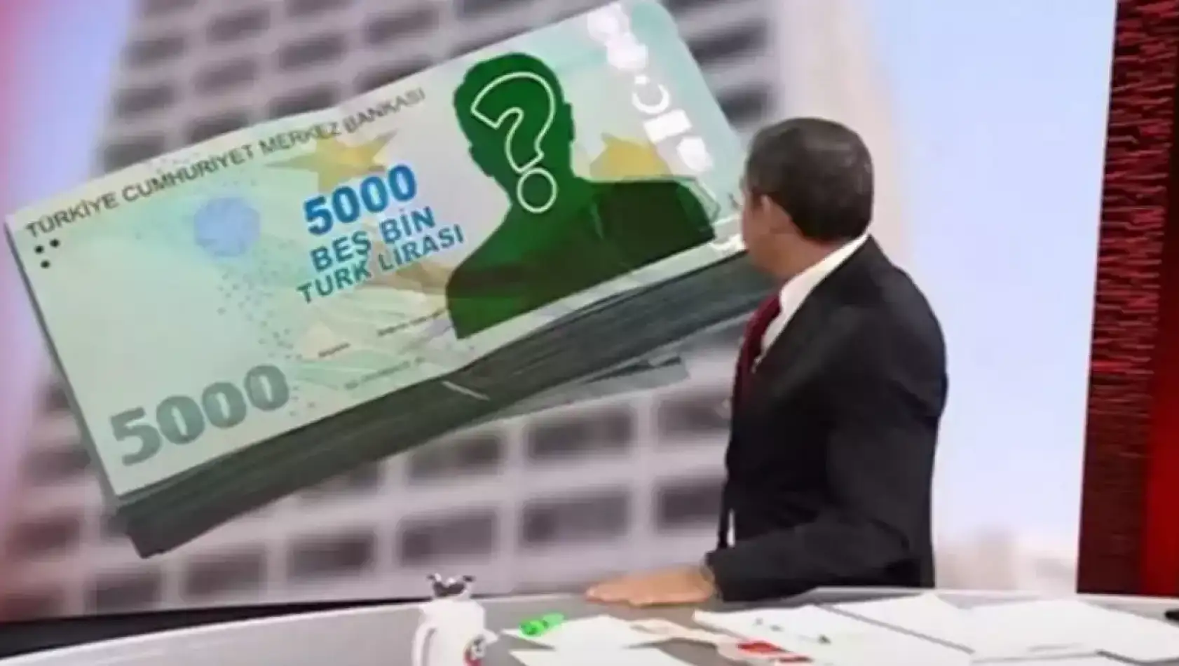 5 bin TL'lik banknotlar mı geliyor? Ünlü gazeteci gündeme getirdi...