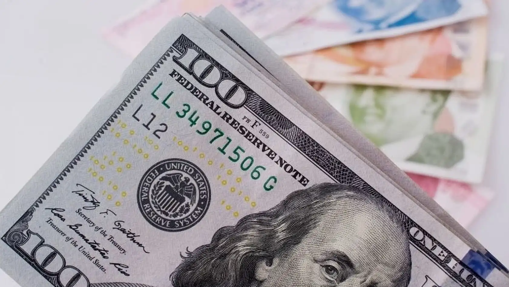 Dolar 29 lirayı aştı, Fed'in faiz kararı bekleniyor