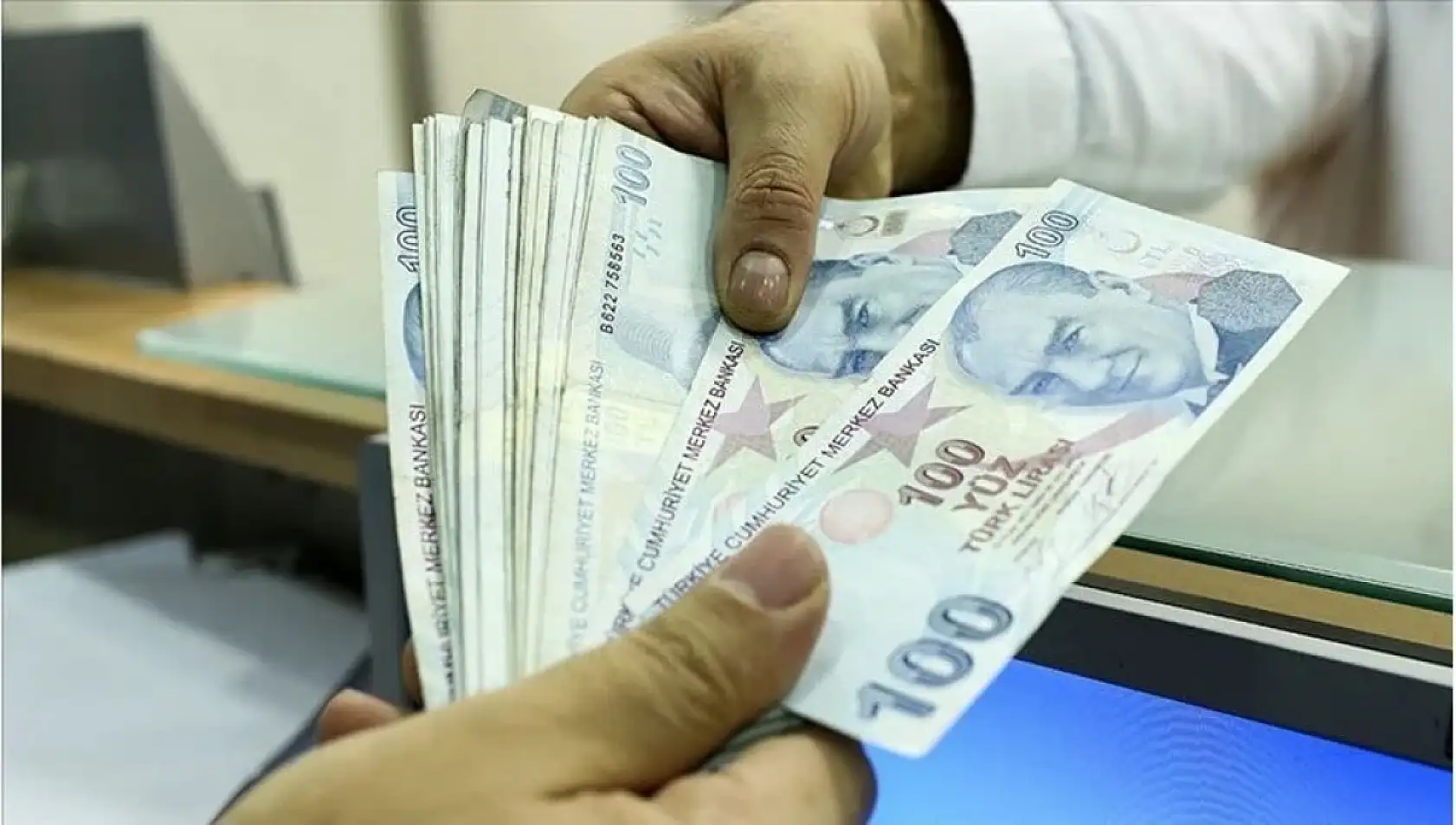 Öğrencilere destek verilecek! En az 4 bin 312 TL ödeme yapılacak