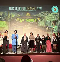 Konya Teknik Üniversitesi'nde 'Her Şeyin Bir Mimarı Var' Tiyatro Gösterisi Sahnelendi