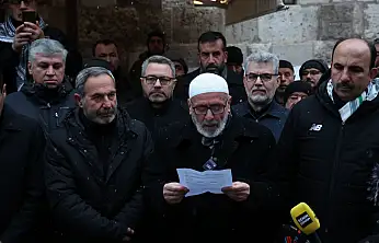 Başkan Altay, Filistin'E Destek Için Yeni Yilin Ilk Sabah Namazinda Konyalilarla Buluştu