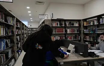 Büyükşehir Gençlik Meclisi'nden Final Haftasında Öğrencilere Destek