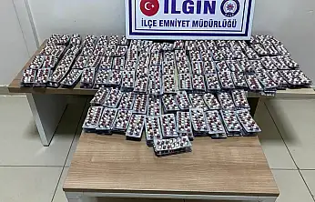 ILGIN VE ÇUMRA'DA UYUŞTURUCU OPERASYONLARI: 40 BİNİ AŞKIN SENTETİK HAP ELE GEÇİRİLDİ, 5 KİŞİ TUTUKLANDI
