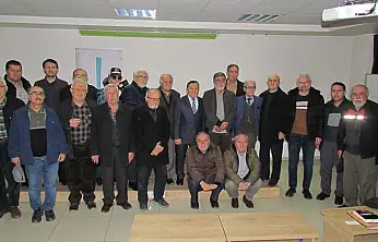 Konya Aydınlar Ocağı'nın  Salı Sohbetlerinde SUÇEV Başkanı Namık Ceyhan su meselesini anlattı