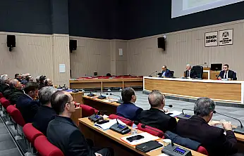 Konya'da 2026'nın Yatırım Çıkartması: Vali Akın Başkanlığında Kritik Zirve!