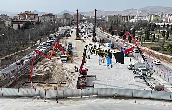 Konya'da ulaşım yatırımlarında dev bir adım daha: otogar kavşağı'nın temeli atıldı