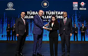 NEÜ Öğretim Üyesi Prof. Dr. Hatice Yıldız Durak'a, 'TÜBİTAK Teşvik Ödülü'nü Cumhurbaşkanı Erdoğan Tevdi Etti
