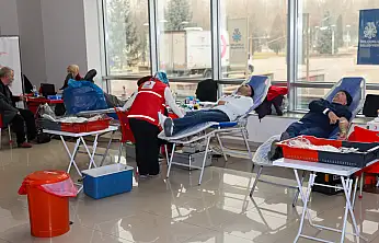 Selçuklu'da Kan Bağışı Seferberliği: Personel ve Vatandaşlar Şifa Olmak İçin Yarıştı