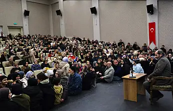 YAZAR ÖMER DEMİRBAĞ SEYDİŞEHİR'DE DİNLEYİCİLERİ İLE BULUŞTU