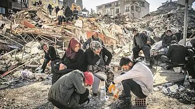 6 Şubat 2023 Türkiye'nin Karanlık Sabahı