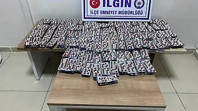 ILGIN VE ÇUMRA'DA UYUŞTURUCU OPERASYONLARI: 40 BİNİ AŞKIN SENTETİK HAP ELE GEÇİRİLDİ, 5 KİŞİ TUTUKLANDI