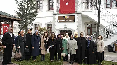 Regaip Kandilinde Tüm Şehitler Için Hatim Duasi