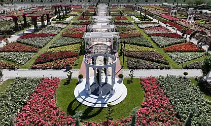 50 Bin Gülle Renk Cümbüşü: Karatay'ın Gül Parkı Açıldı