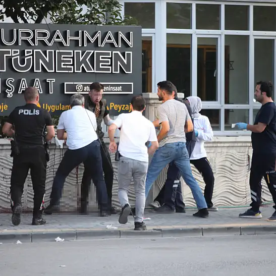 Konya'da Sevgilisinden Ayrılan Genç Önce Ateş Açtı, Sonra Kendine Zarar Verdi