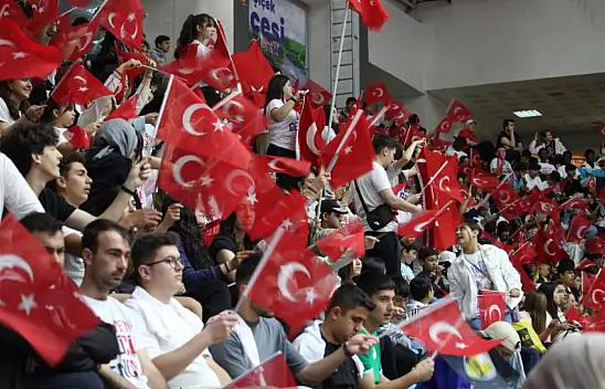 19 Mayıs ruhu Konya sokaklarında yaşatıldı