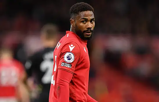 Adana Demirspor, Emmanuel Dennis'i kadrosuna katıyor