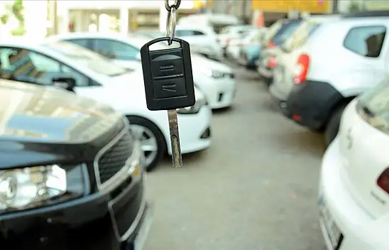 Araç alacaklara dikkat! Yıl sonuna kadar indirim yolda