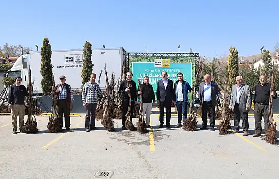 Konya çiftçilerine hibe desteği: 500 bin fidan, yüzde 50 hibe ile dağıtıldı!