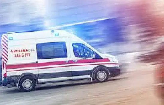 Konya'da elektrik direğinden düşen işçi hayatını kaybetti.