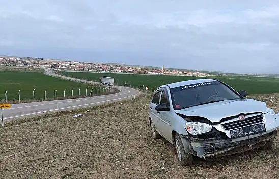 Konya'da otomobil yoldan çıktı: 1 kişi yaralandı